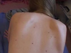 Fickrige Amateur Nutte mit XXL Titten lässt sich hart rammeln